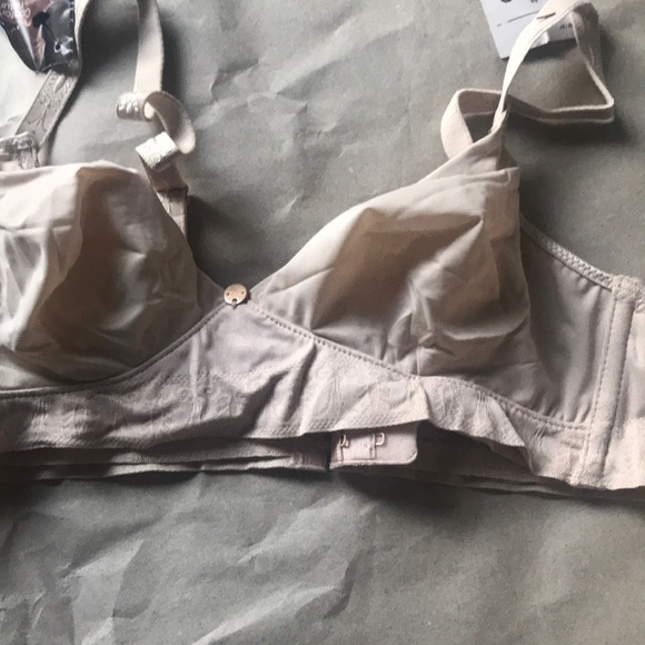 NWT Chantelle Alhambra Soft Cup Bra Wire-free 2516 Cappucino/Beige 32C - Picture 3 of 9